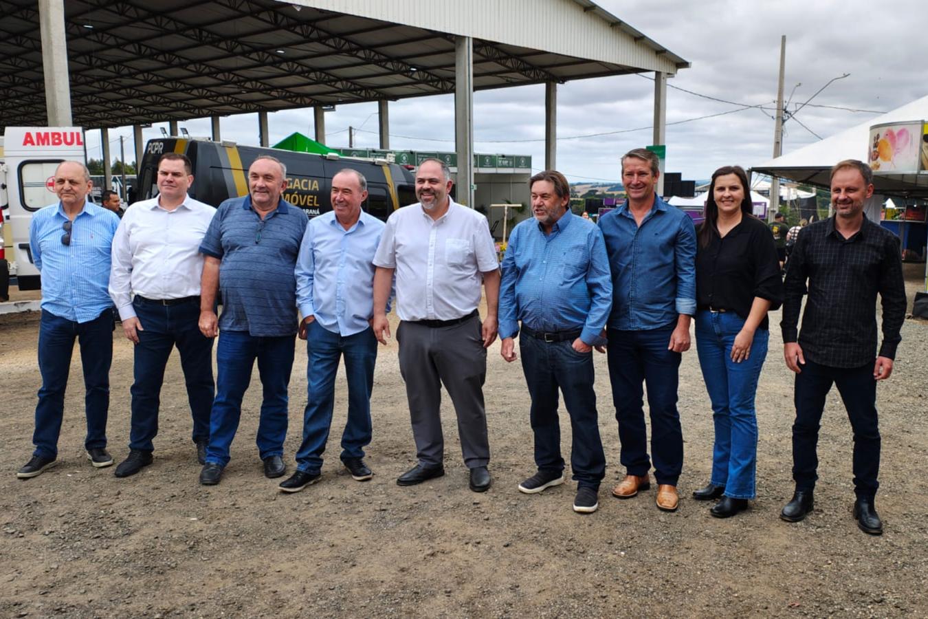 Artagão Júnior prestigia a 9ª Expotexas em Teixeira Soares