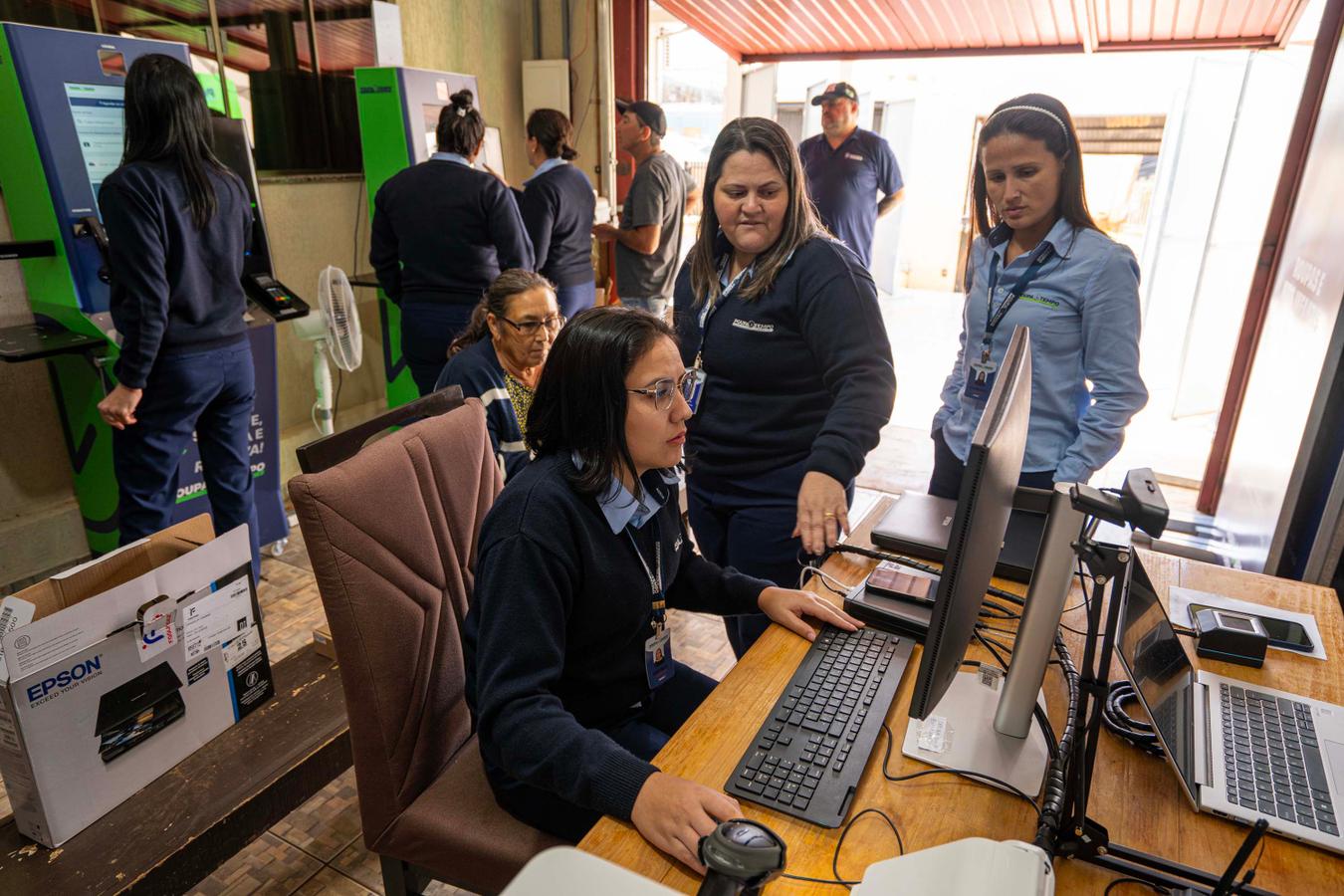 "Centro Cívico" de Rio Bonito do Iguaçu segue atendendo população com serviços essenciais