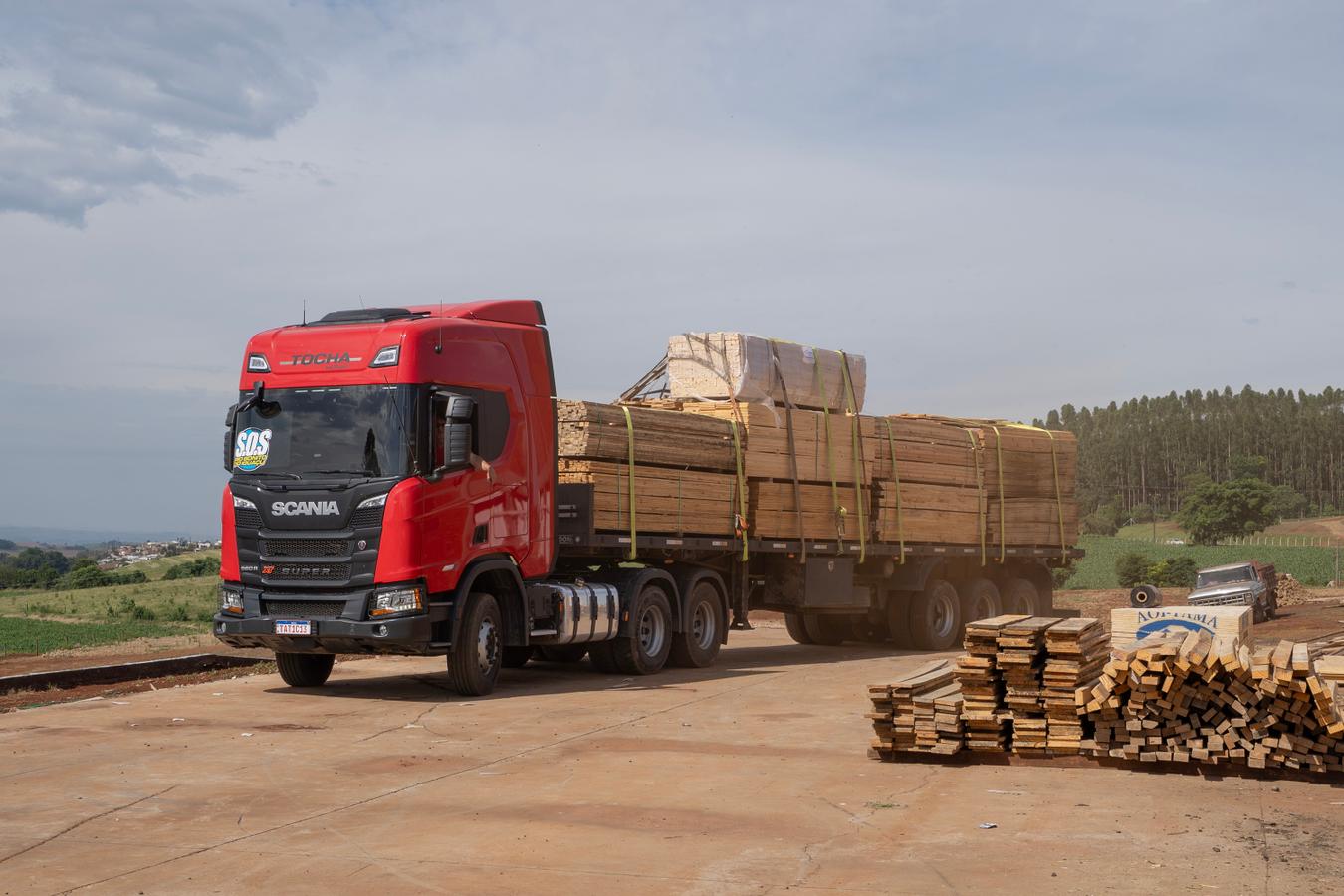 Materiais doados para reconstrução de casas de Rio Bonito do Iguaçu serão entregues direto nos terrenos