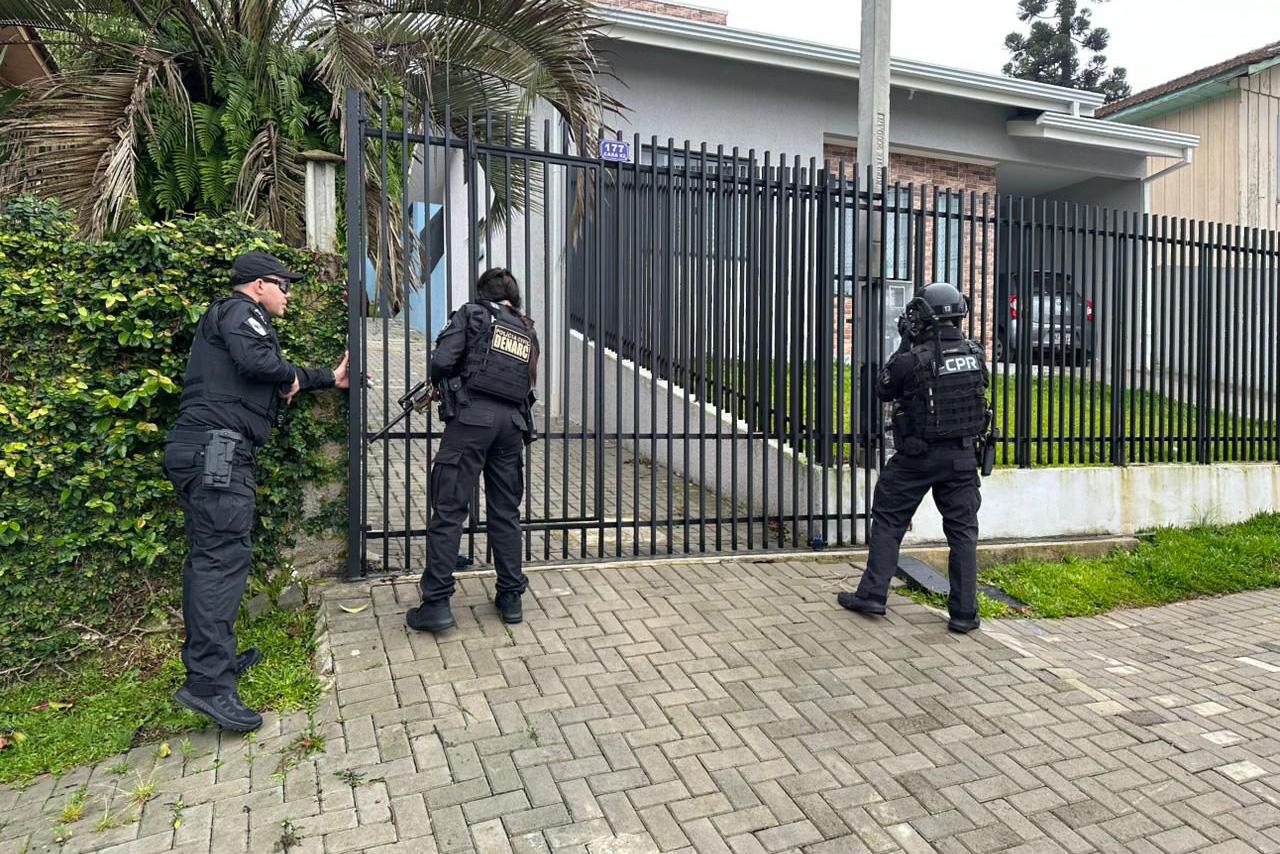 Polícia Civil do Paraná cumpre 26 mandados contra grupo suspeito de vender droga sintética com cetamina