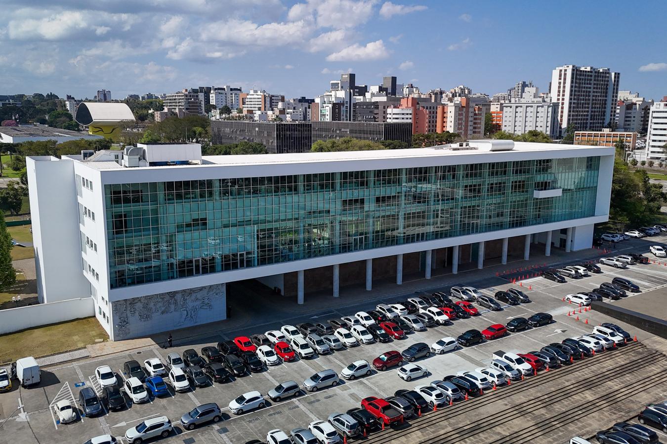 Governador Ratinho Junior sanciona lei que cria o Fundo Estratégico do Paraná