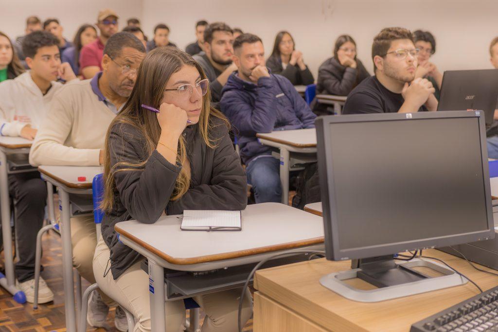 Paraná tem 10.846 vagas em universidades públicas pelo Sisu 2026