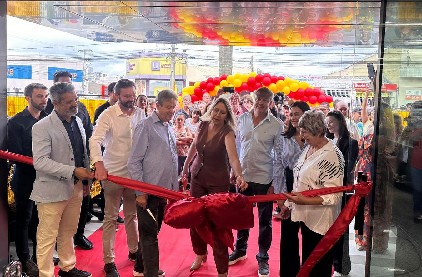 Grupo Larissa expande seus negócios e inaugura supermercado na cidade de Ponta Grossa 1 Grupo Larissa expande seus negócios e inaugura supermercado na cidade de Ponta Grossa