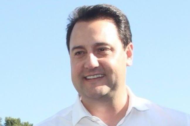 Ratinho Junior bate mais de 88% de aprovação no Paraná