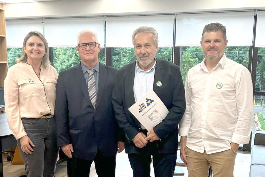 Reunião no TCE-PR trata sobre a legalidade do apoio dos municípios à Santa Casa de Irati 