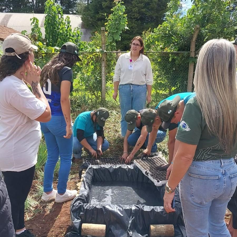 Escola do Campo localizada em Fernandes Pinheiro recebeu o projeto Hortas Comunitárias