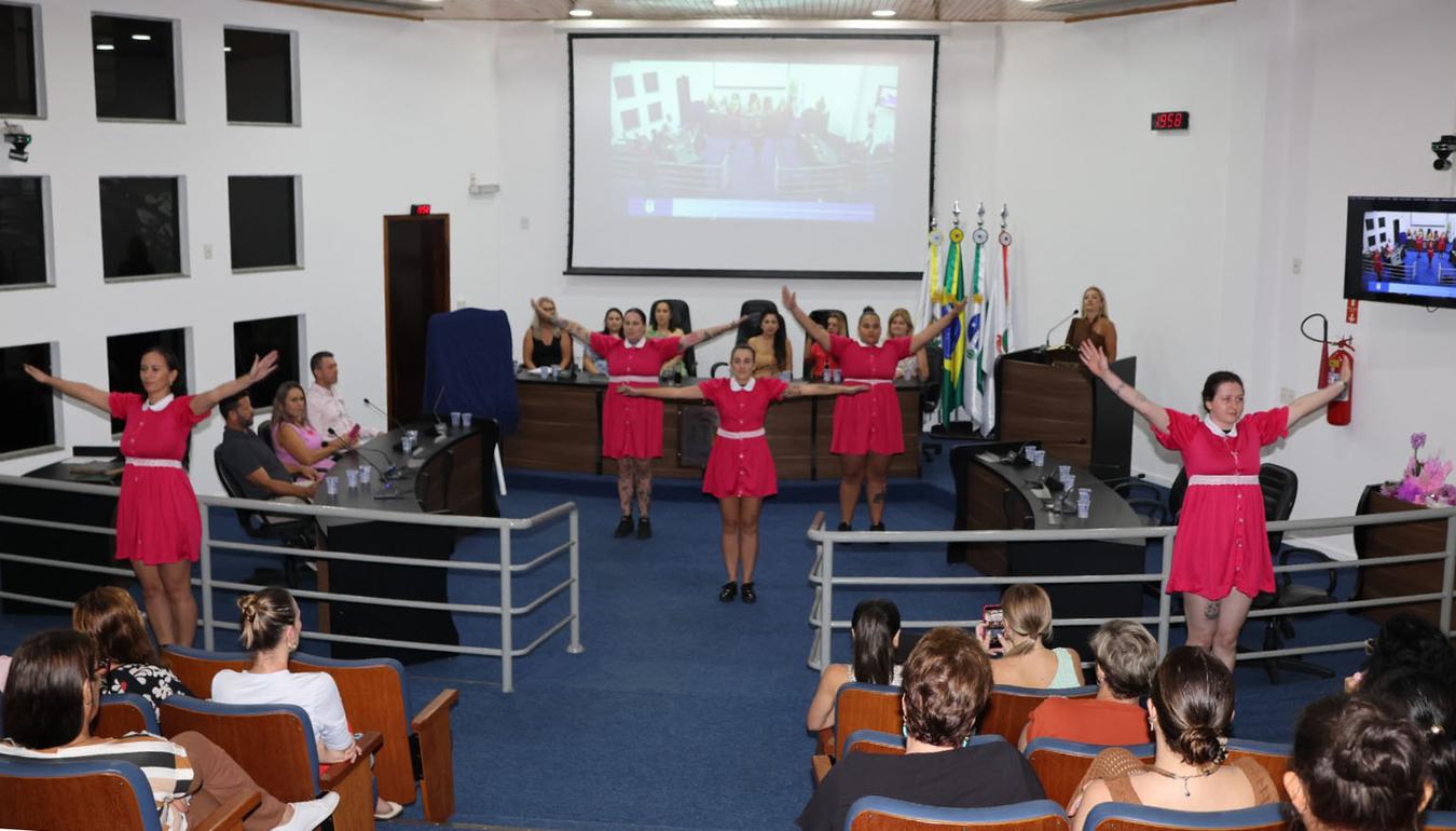 Procuradoria da Mulher da Câmara debate protagonismo feminino e enfrentamento à violência