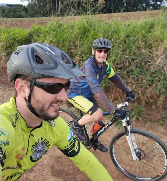 Livro “Pedalar para Viver” será lançado no próximo dia 08, em Irati  