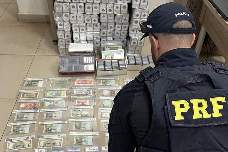 PRF apreende coleção milionária de moedas e cédulas estrangeiras em Cascavel