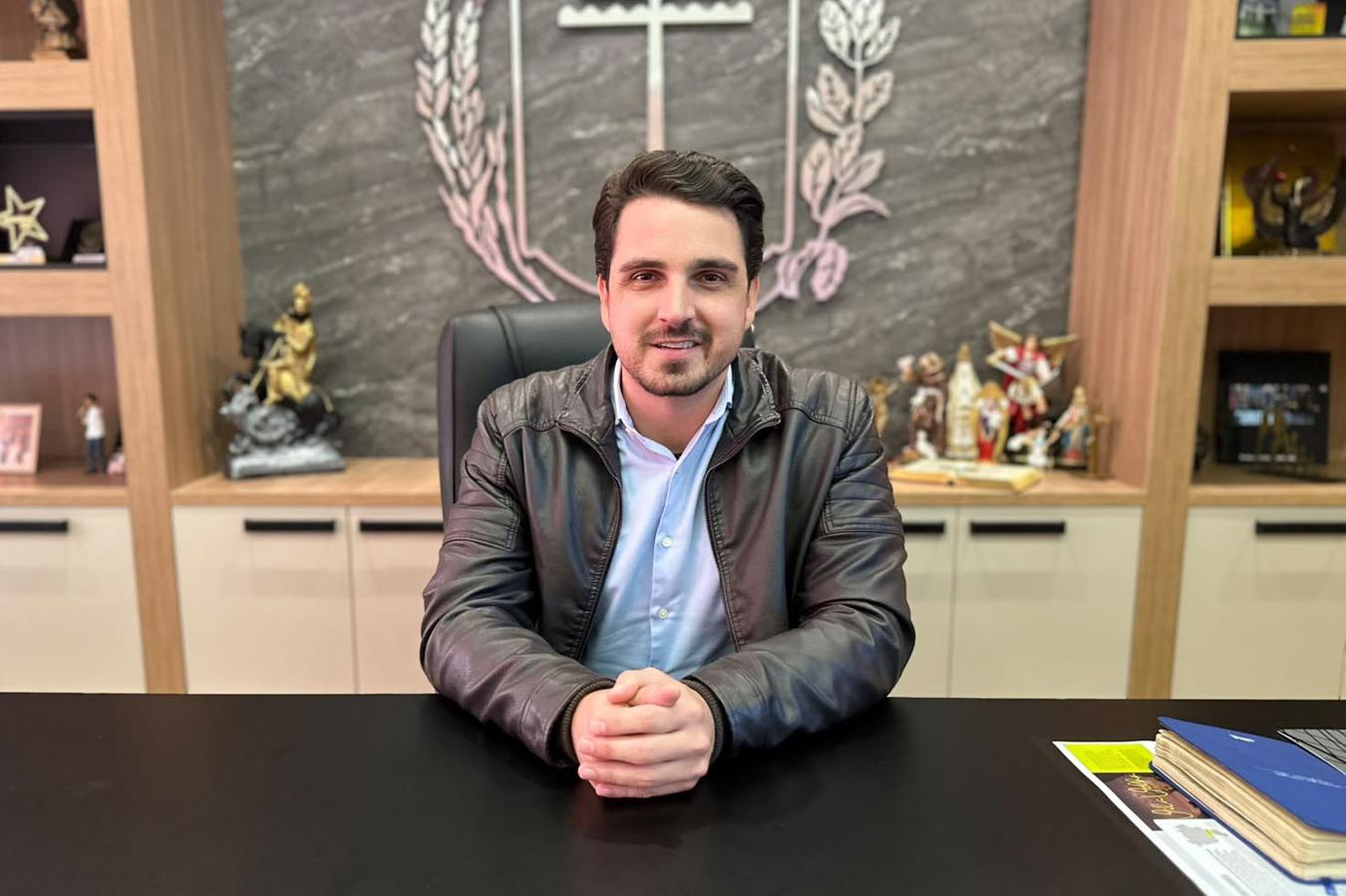 Estudo técnico para o aeródromo, Estar Digital e eventos dos 119 anos de Irati são destacados pelo prefeito Emiliano