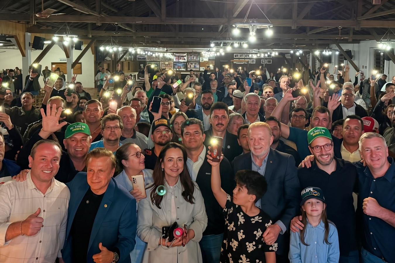 Caravana de Moro consolida referência política de Emerson Bacil na região Sul do PR