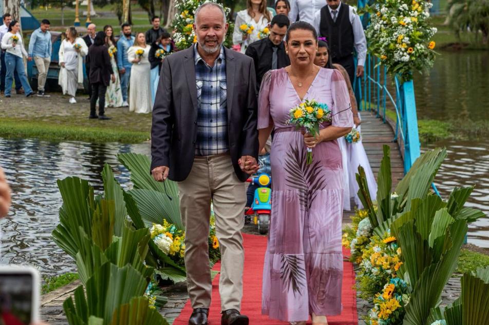 Casamento Comunitário oficializou a união de mais de 100 casais em Irati