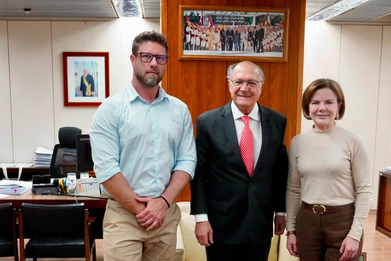 Requião Filho e Gleisi levam a Alckmin defesa da indústria e dos empregos no Paraná contra tarifaço dos EUA