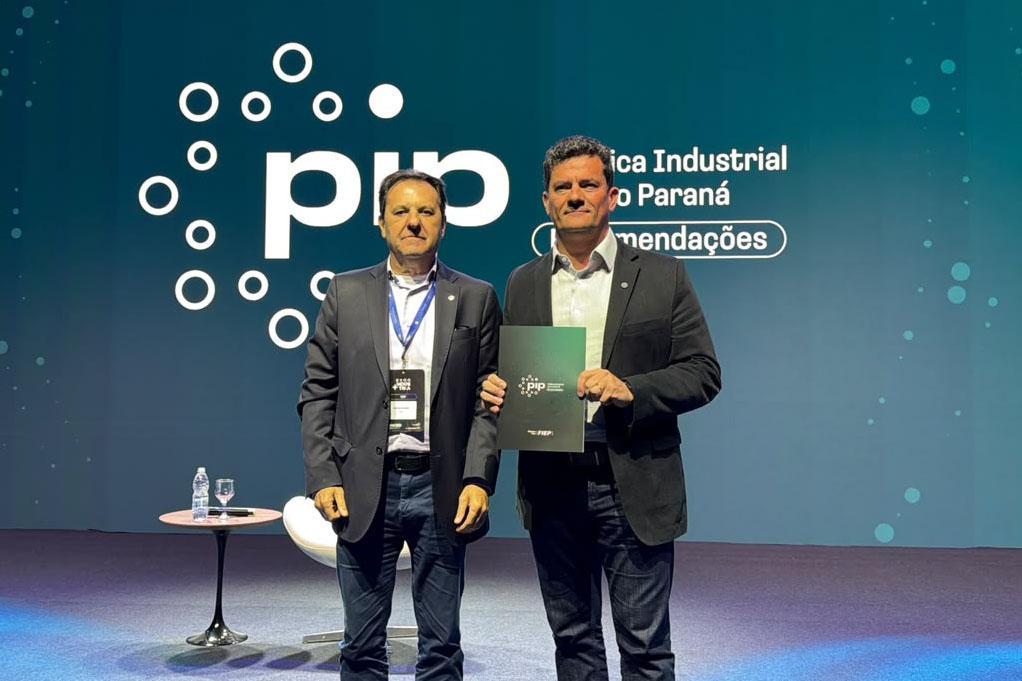 Moro defende governo digital e menos burocracia em evento da Fiep