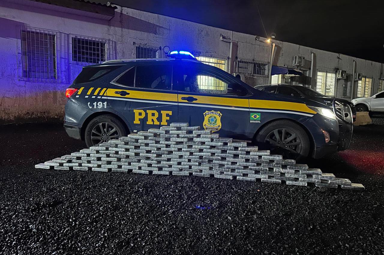 PRF apreende mais de 130 kg de cocaína em Virmond (PR)