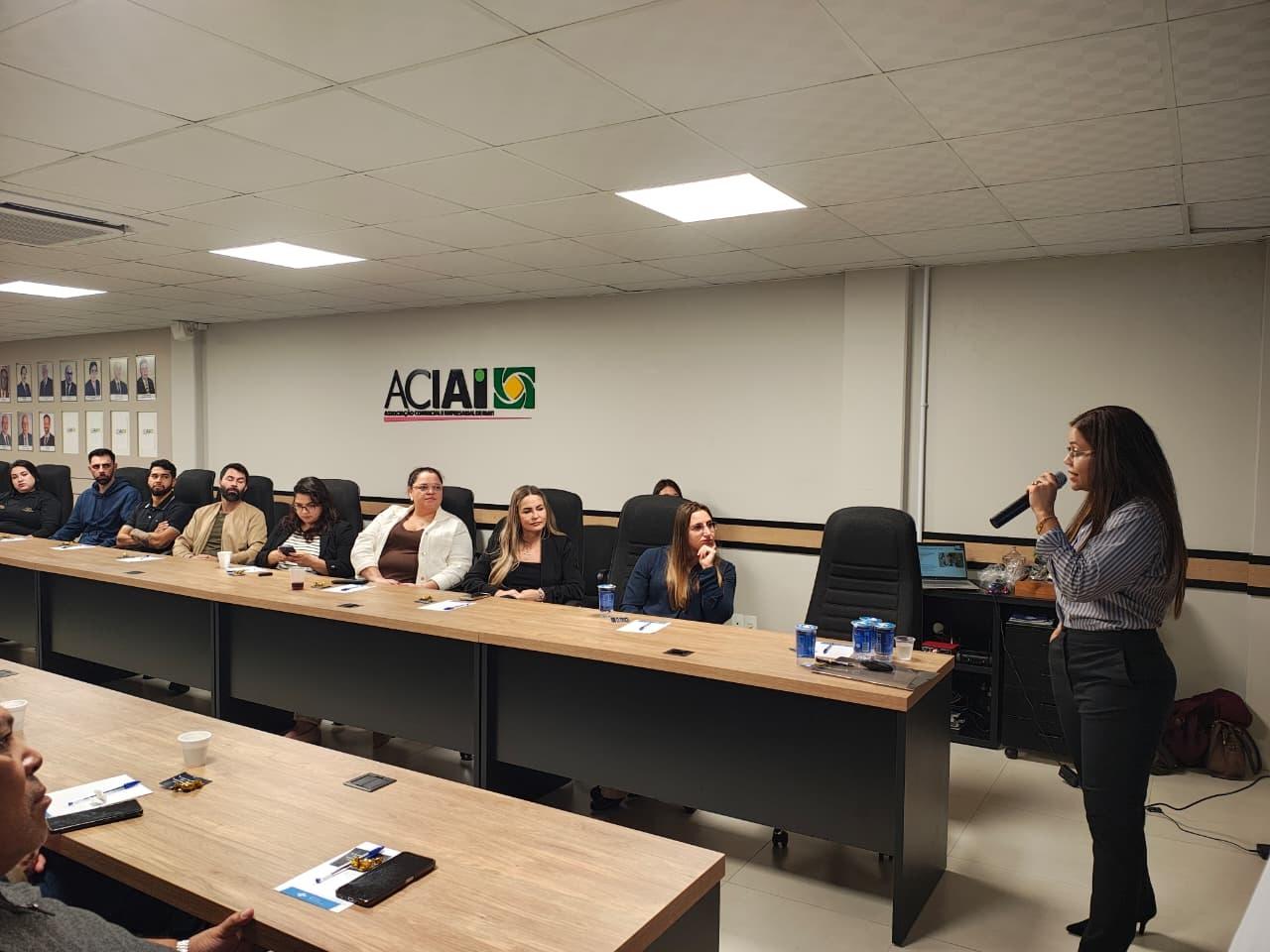 Primeiro Café da Indústria debate liderança e convivência entre gerações nas empresas
