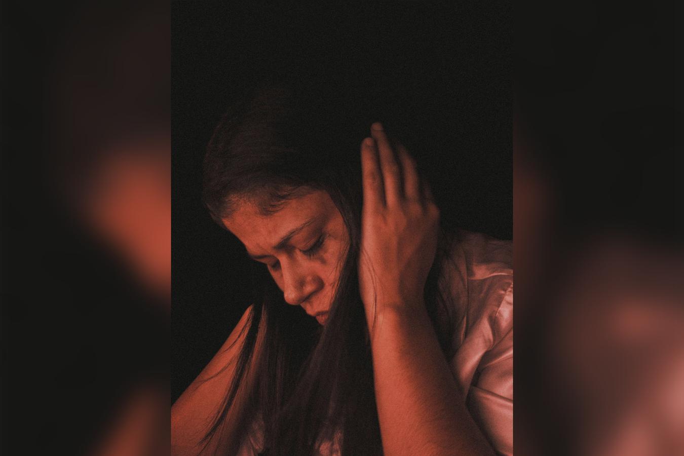 Vulnerabilidade econômica e manipulação aprisionam mulheres no ciclo da violência
