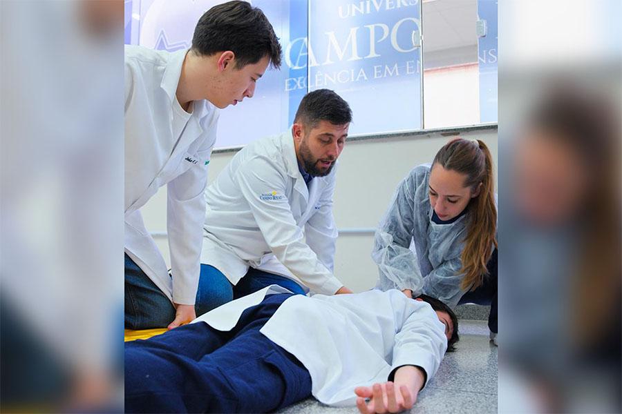 Medicina Campo Real se destaca nacionalmente; Vestibular será dia 27 de setembro