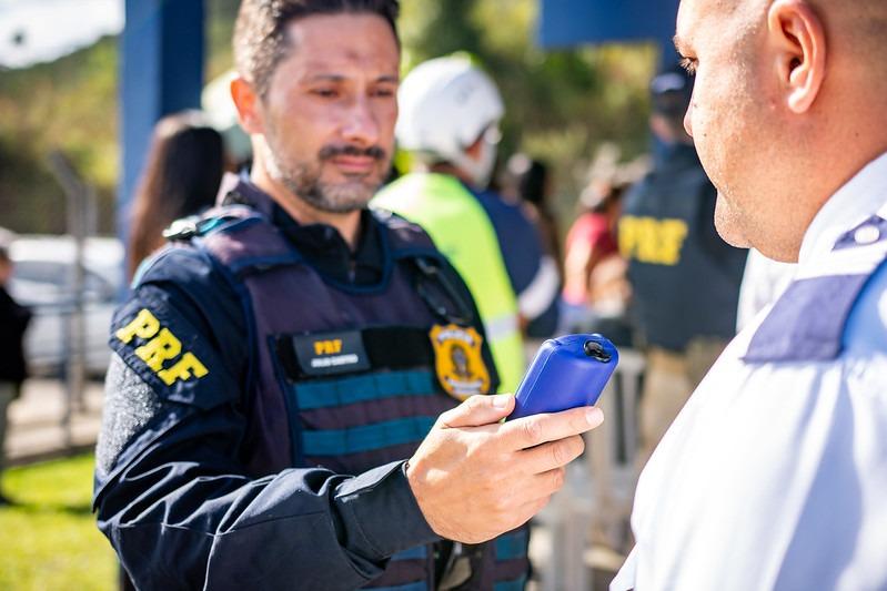 PRF reforça fiscalização nas rodovias federais do Paraná durante o feriado da Independência