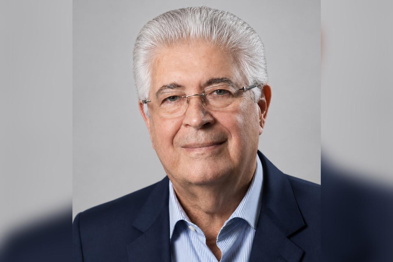 Roberto Requião pode estar entre os deputados federais mais votados do Brasil