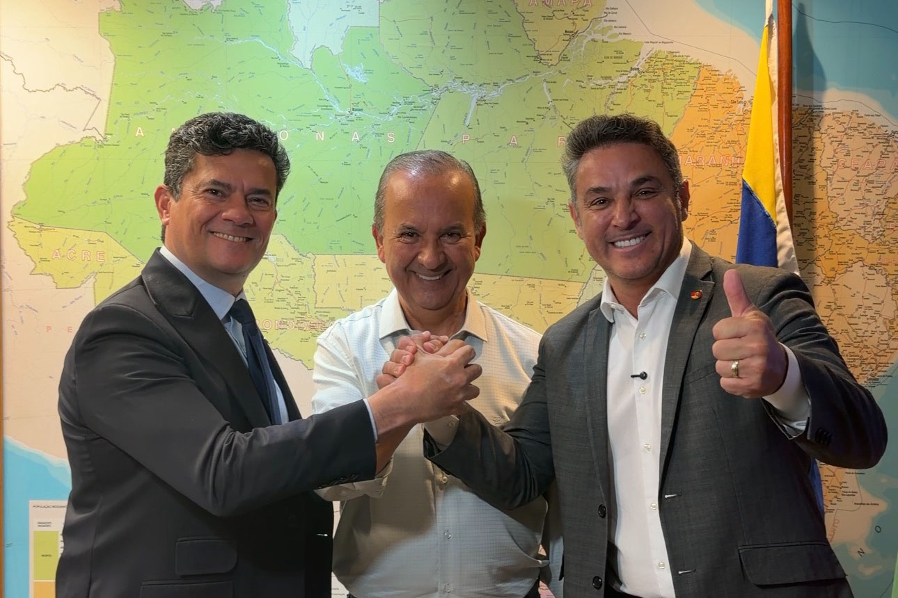 Governadores eleitos do Sul se unem em Brasília para eleger Flávio Bolsonaro no segundo turno