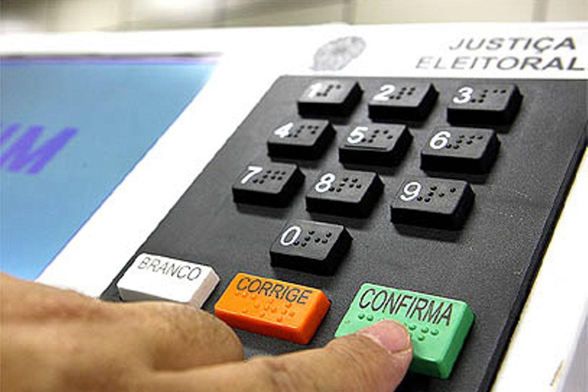 Abstenções, votos bancos e nulos reduziram em Irati