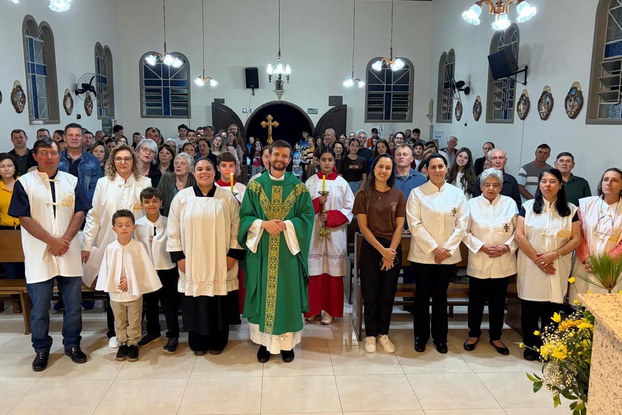Comunidade São Francisco de Assis celebra 45 anos de fundação com festividades em Irati