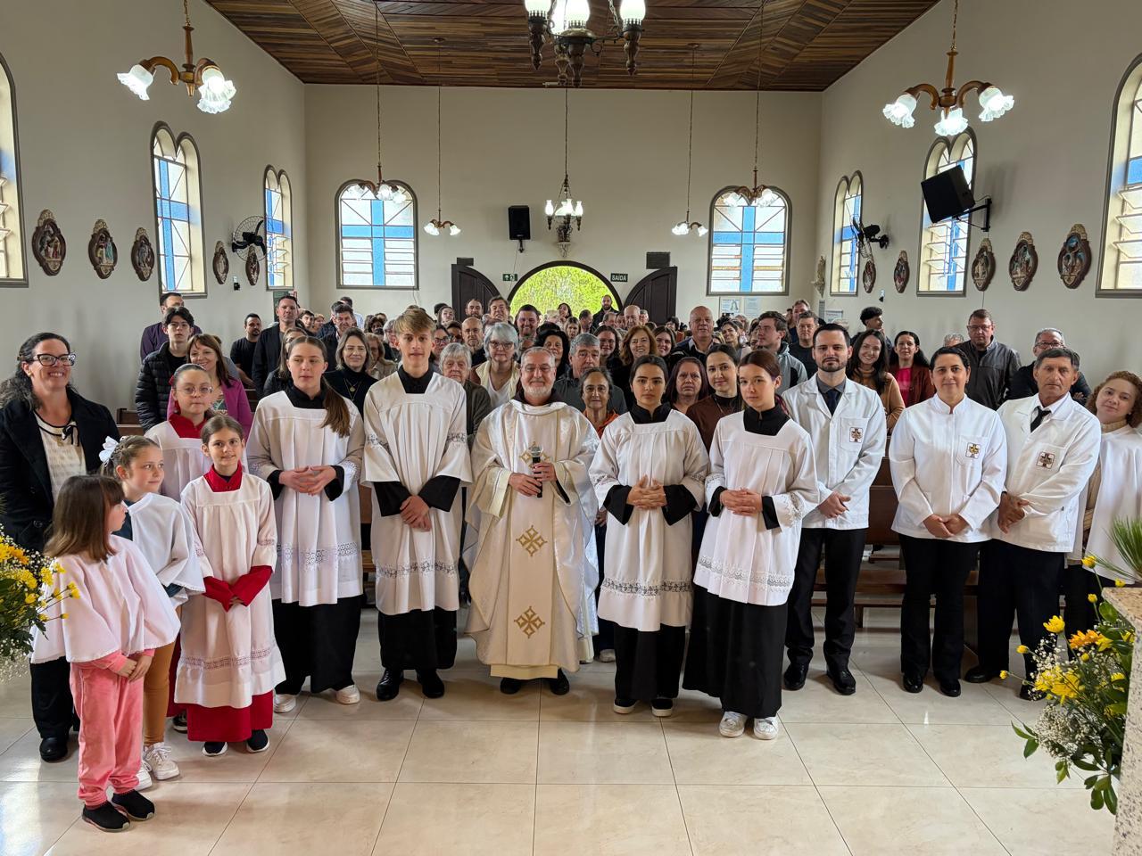 Comunidade São Francisco de Assis celebra 45 anos de fundação com festividades em Irati 1 Comunidade São Francisco de Assis celebra 45 anos de fundação com festividades em Irati