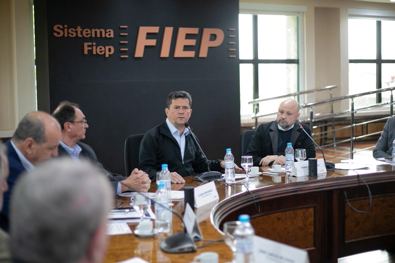 Em encontro com a diretoria da Fiep, Moro afirma que indústria terá papel estratégico em seu governo