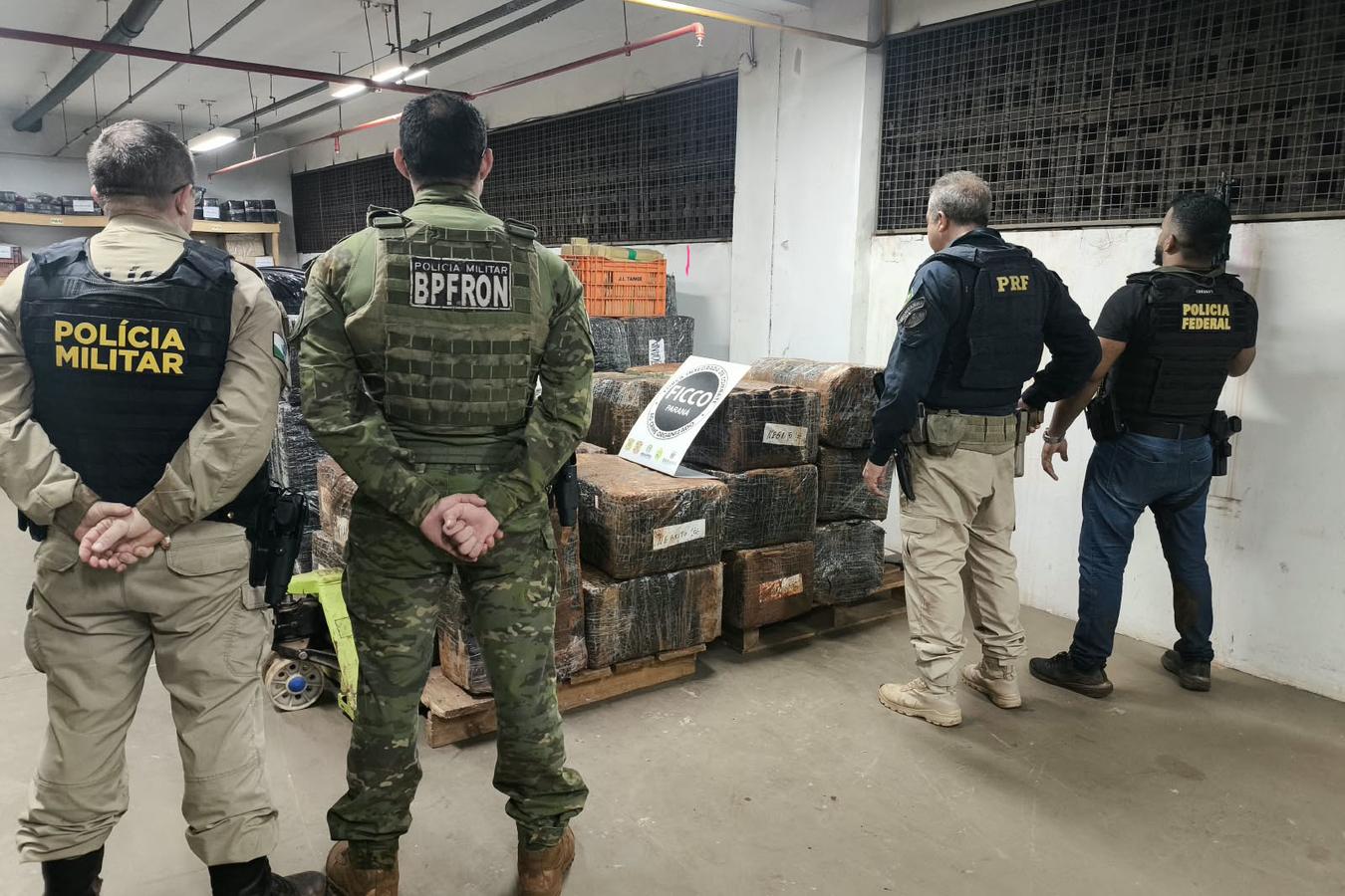 FICCO/PR: ação conjunta resulta na apreensão de mais de uma tonelada de maconha em Matelândia/PR