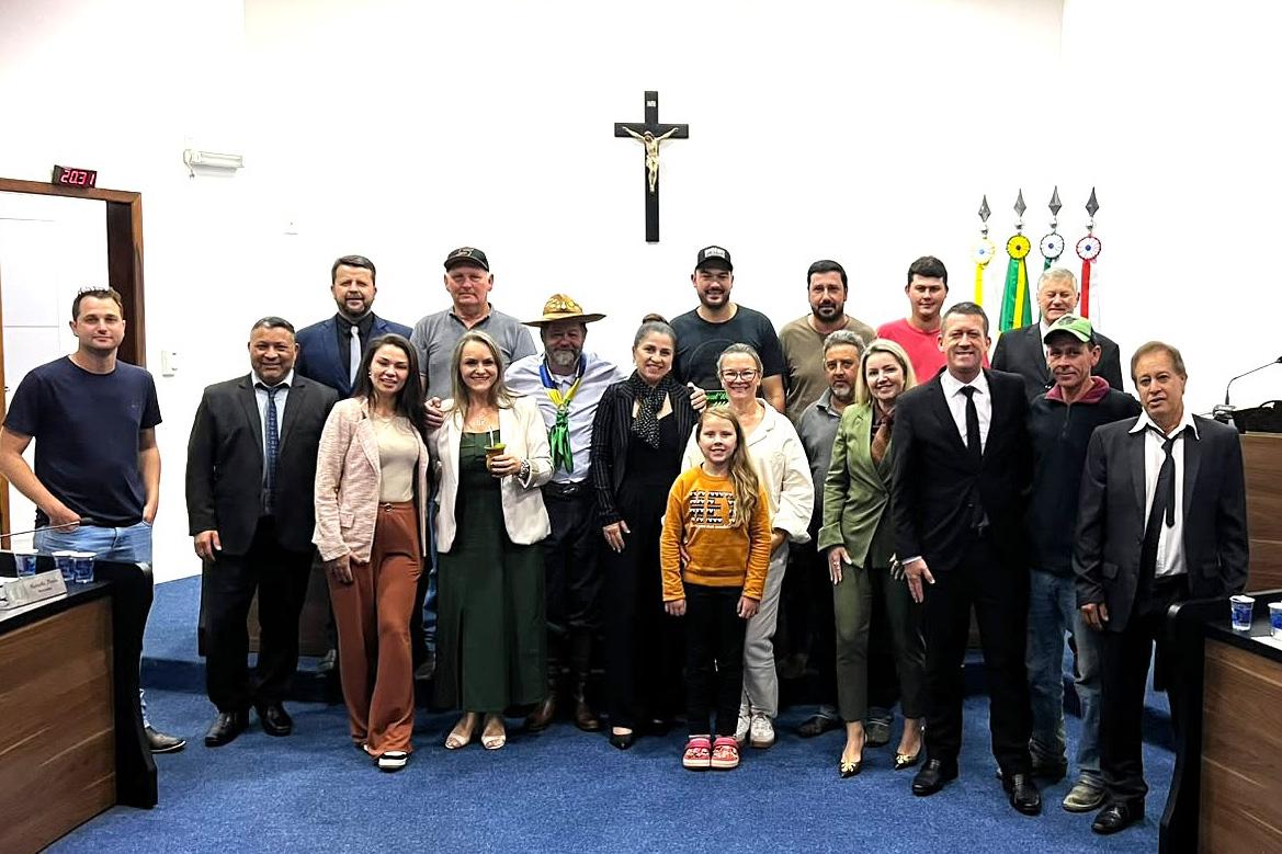 Legislativo aprova projeto que reconhece o Laço Comprido como manifestação cultural em Irati