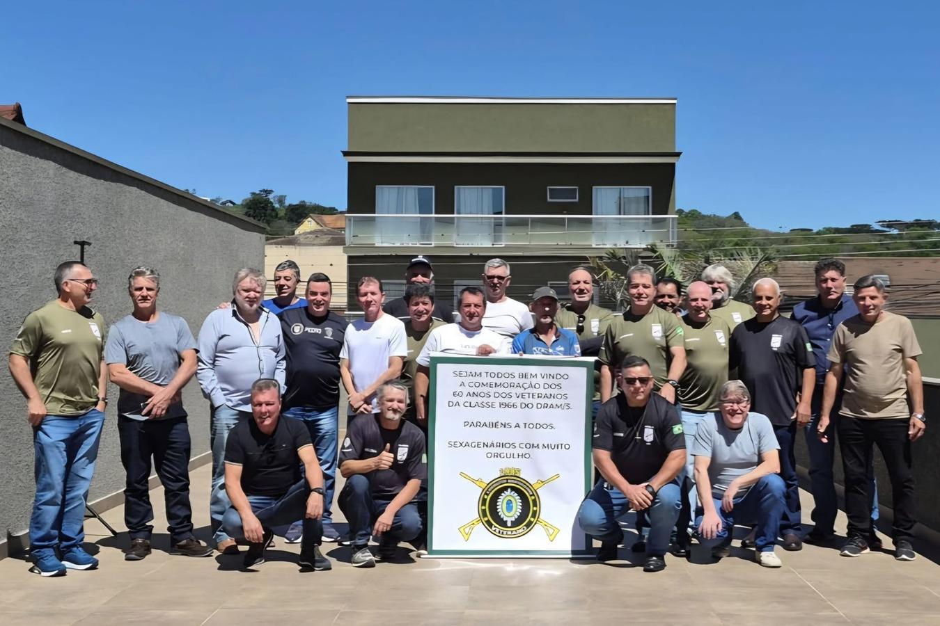 Veteranos do Exército se reúnem em Irati para celebrar 60 anos da classe de 1966